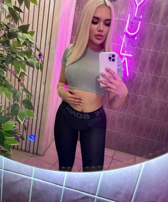 Валентина, 22 года, 2 размер груди